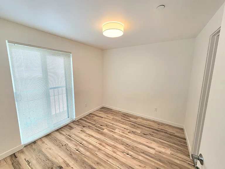 Russo Apartments — Photo 70
