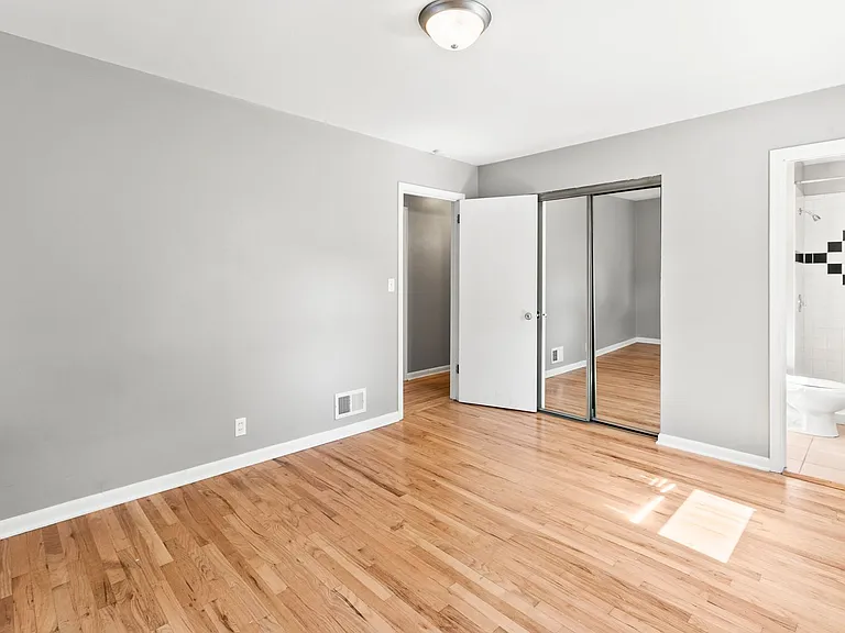 7517 Spring St — Photo 14