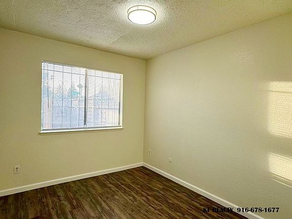 4th image of 8201 Center Pkwy
