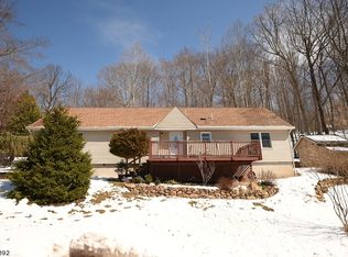 44 Northwood Dr, High Bridge, NJ 08829