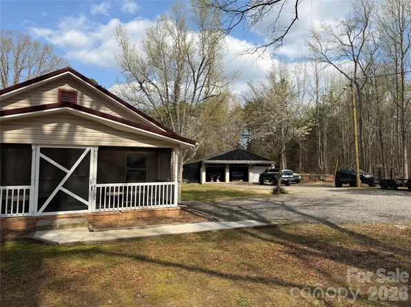 4531 Springs Rd, Conover, NC 28613