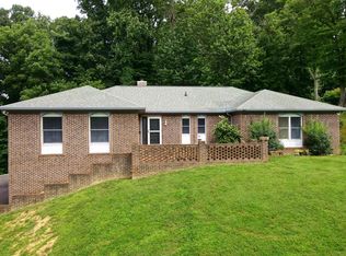 21329 Plantation Rd, Bristol, VA 24202