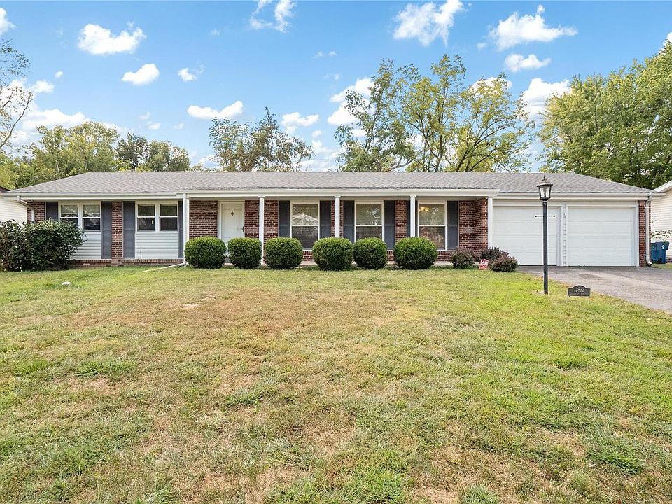 1st image of 12832 Bellerive Estates Dr