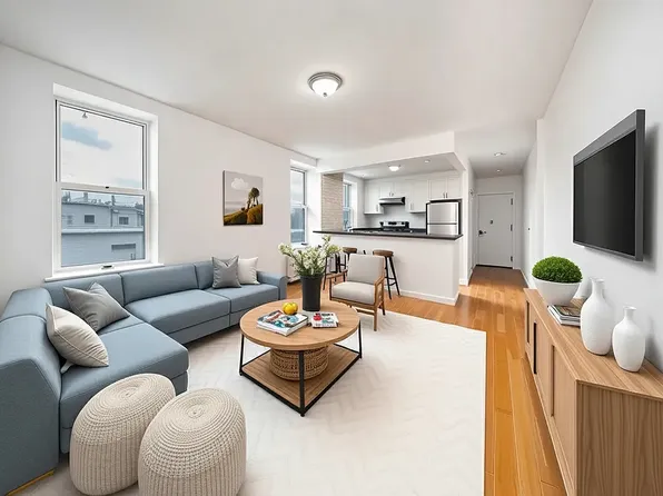 36-05 Vernon Boulevard image 1 of 10