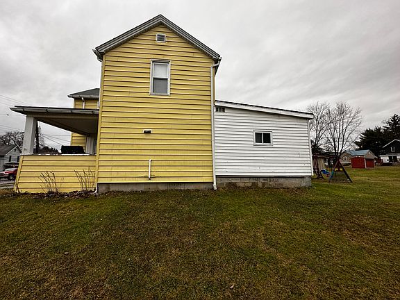 2nd image of 217 Main St