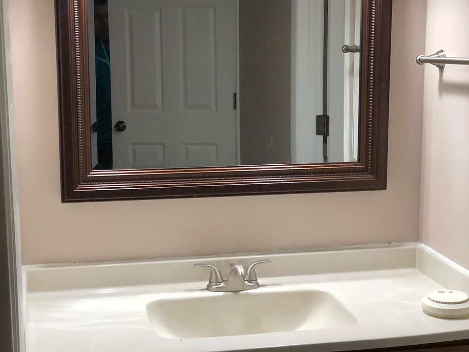 1st image of 430 N Cambridge Dr