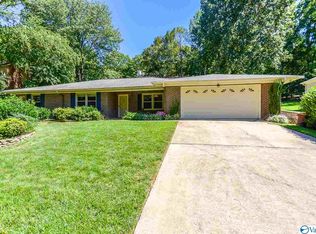 7805 Valley Bend Dr SE, Huntsville, AL 35802