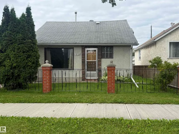 12134 96th St NW, Edmonton, AB T5G 1W1