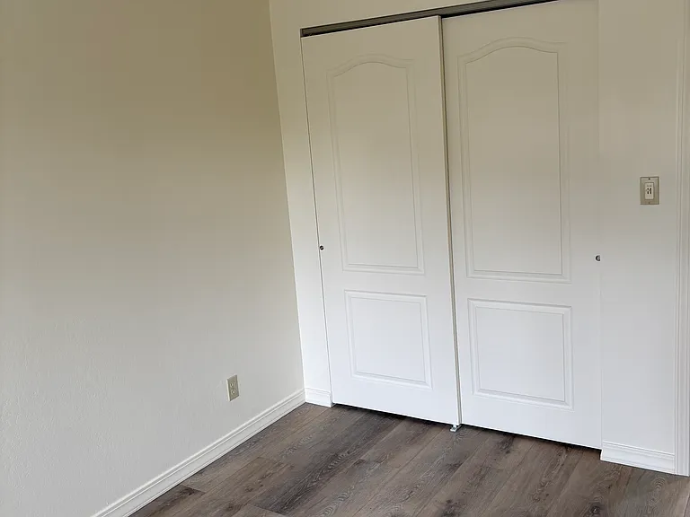 4050 E Village Cir — Photo 11