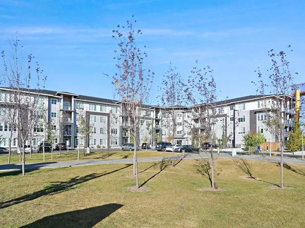 681 N Savanna Blvd NE #1401, Calgary, AB T3J 0Z1