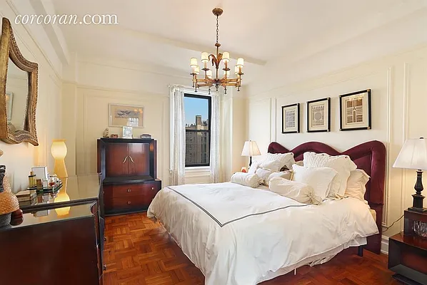 Sold by Corcoran | media 12