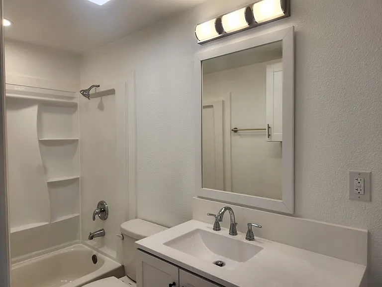 1105 S Prospect Ave #B — Photo 7