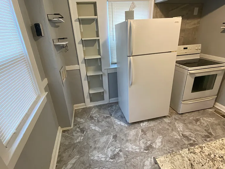 3306 Agnes Ave — Photo 17