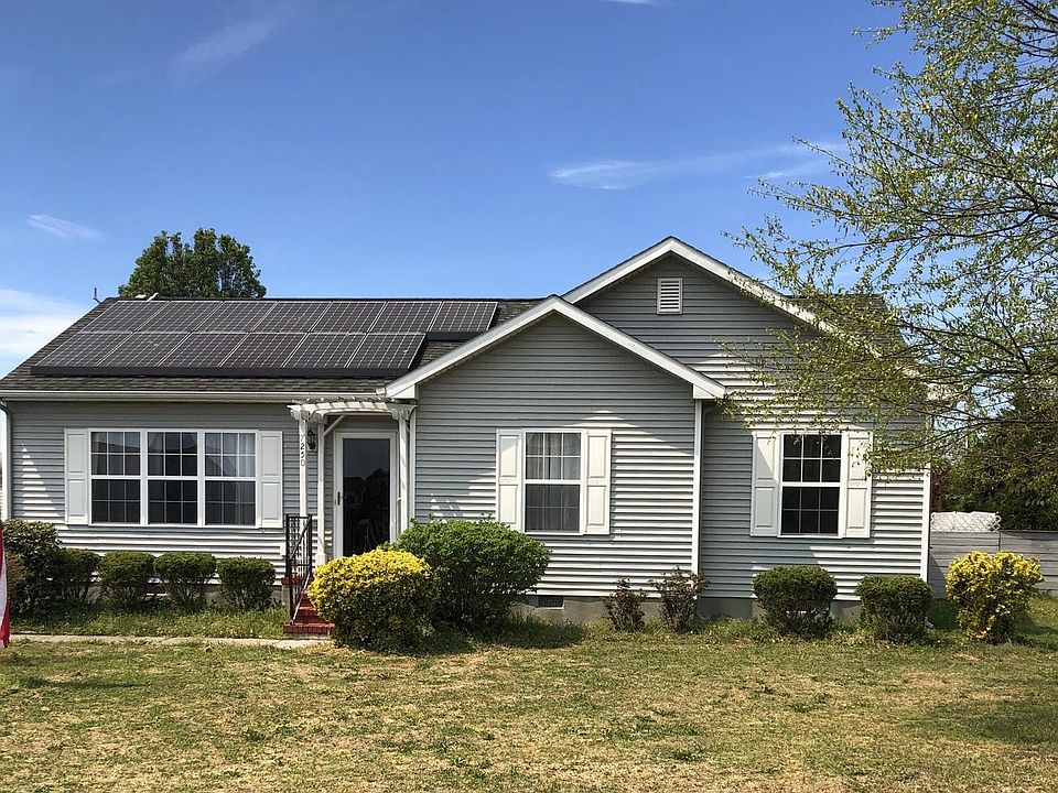 1st image of 7250 Chatham Manor Way