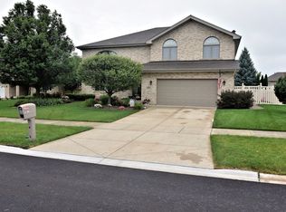 8719 Brown Ln, Tinley Park, IL 60487