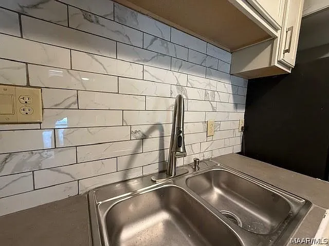3329 Texas St — Photo 10