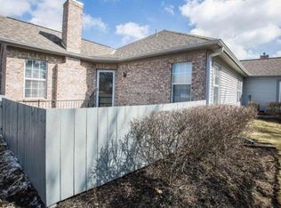 360 Villa Oaks Ln, Columbus, OH 43230