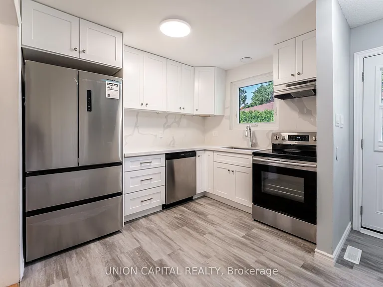 443 Brest Ct — Photo 13