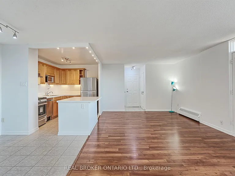 3065 Queen Frederica Dr #707 — Photo 8