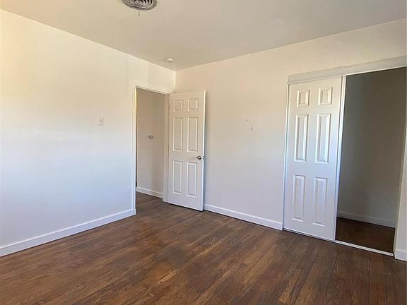 3rd image of 4126 N Lindbergh Blvd