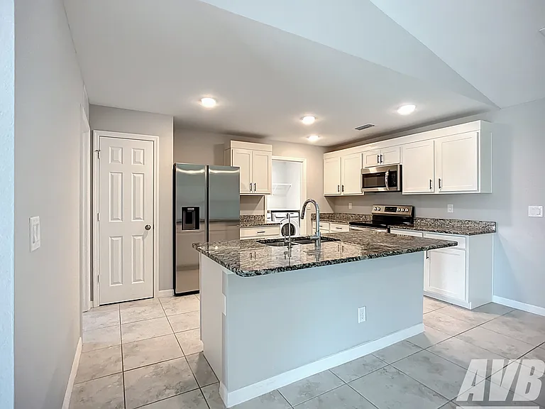 5248 Bond Rd — Photo 6