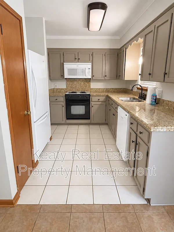 2 bed, 2.0 bath, 1200 sqft, $1,450 — Photo 4