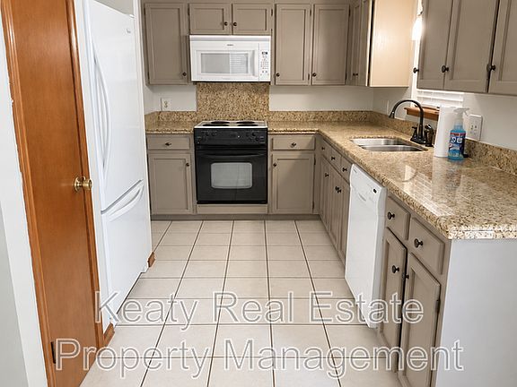 4th image of 108 Cheticamp Dr