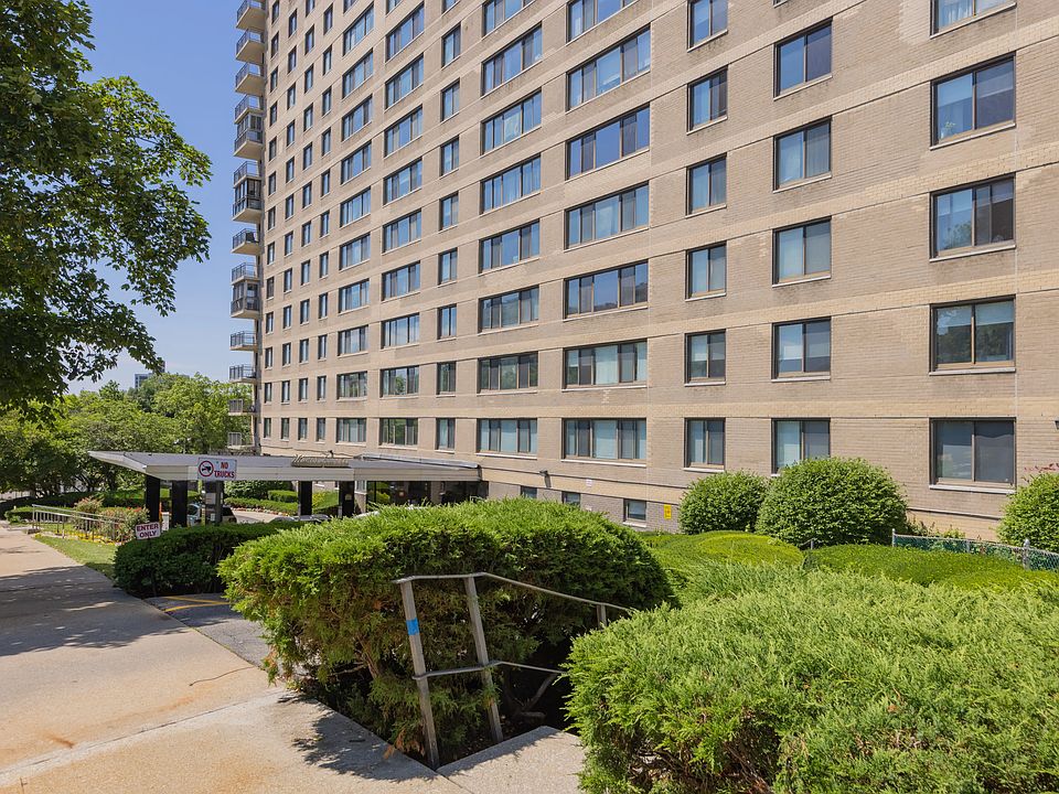 1st image of 3671 Hudson Manor Ter APT 8J