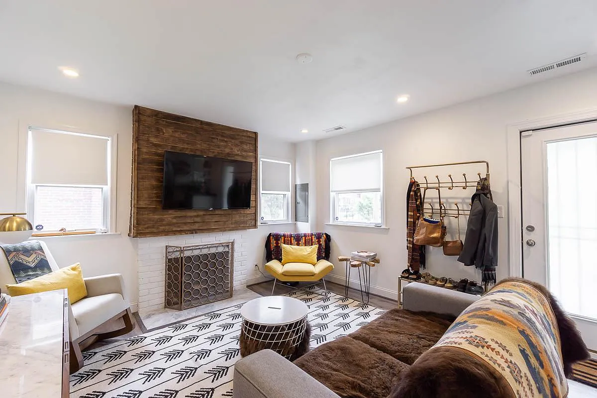 2 bed, $1,850 — Photo 2
