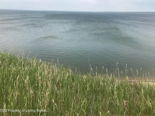 Beulah Bay Rd, Beulah, ND 58523
