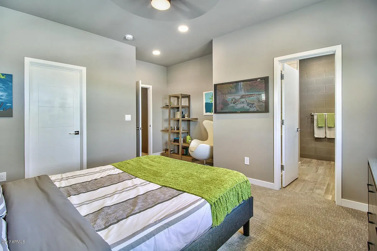 3 bed, 1667 sqft, $2,800 — Photo 2