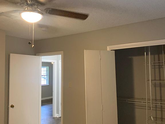 2nd image of 6 Rosemunn Dr #B