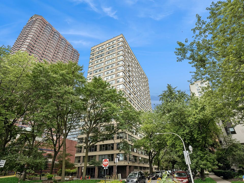 1st image of 2970 N Lake Shore Dr APT 7A