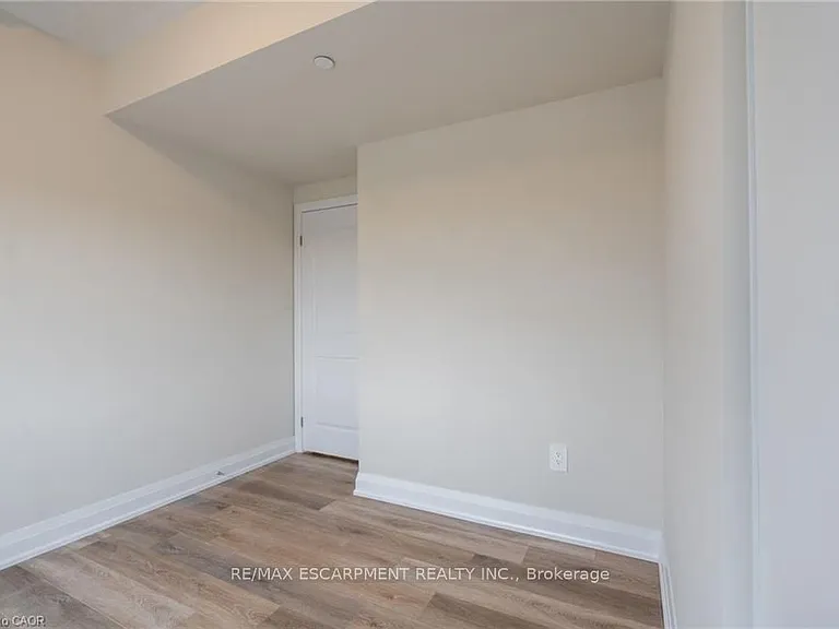 1585 Rose Way #119 — Photo 16