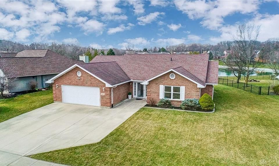 1st image of 626 Autumn Creek Dr
