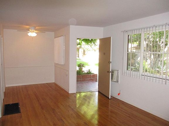 2nd image of 1240 S Marengo Ave APT 1B