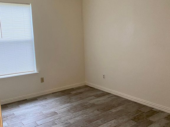 4th image of 6004 Tracy Lynn Ln Unit B