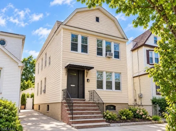 124 Nelson Avenue image 1 of 1