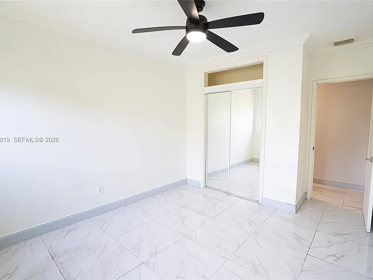 16990 NE 5th Ct — Photo 18