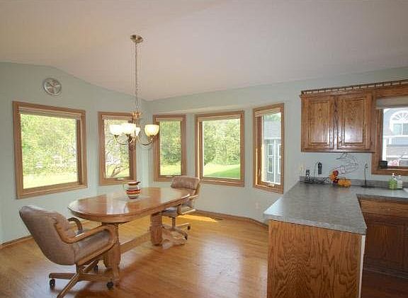 4th image of 9325 Loch Lomond Lane