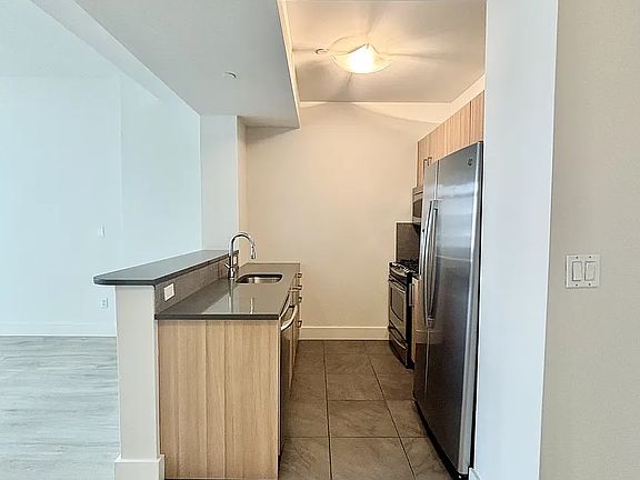 2nd image of 229 W 60th St APT 5G