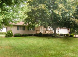 207 S 3rd St, Harmon, IL 61042