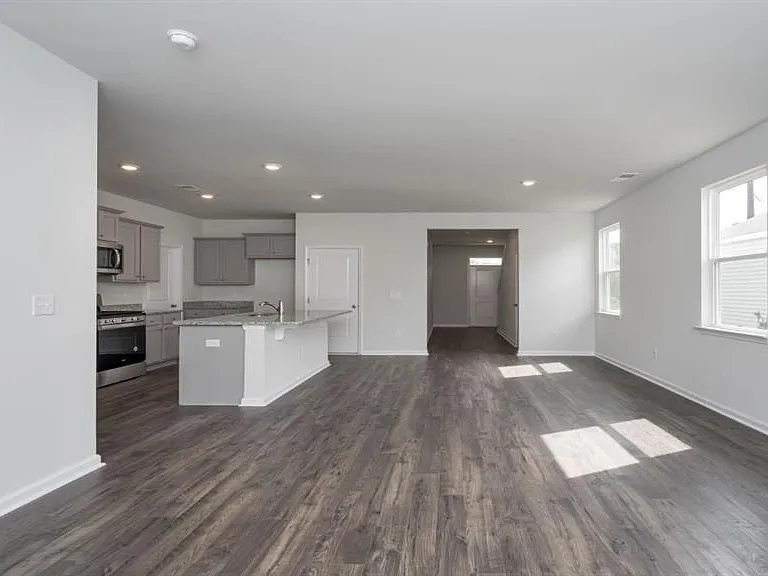 568 Turpentine Trl — Photo 10