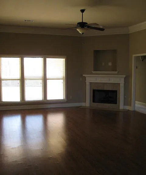 9016 Autumnbrooke Way — Photo 2