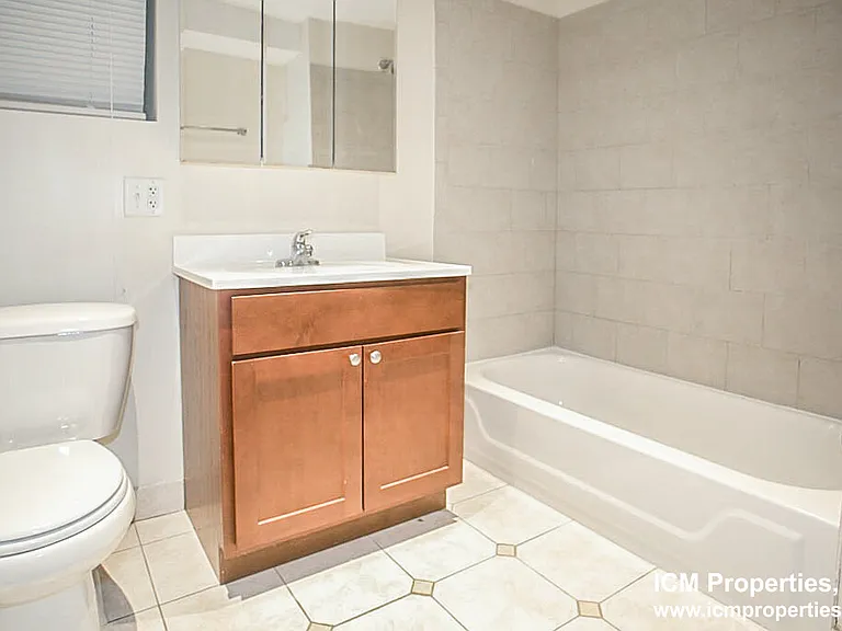 3840 N Sheffield Ave #1 — Photo 8