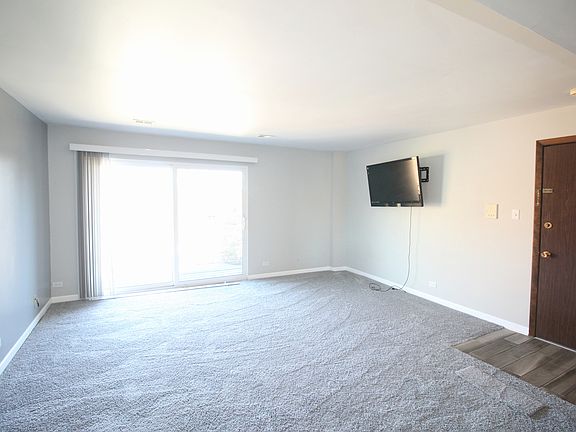 3rd image of 4909 W 109th St #13-302