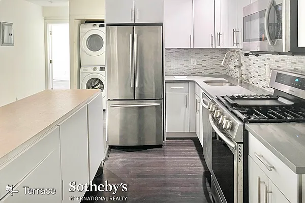 Rented by Terrace Sotheby's International Realty | media 2