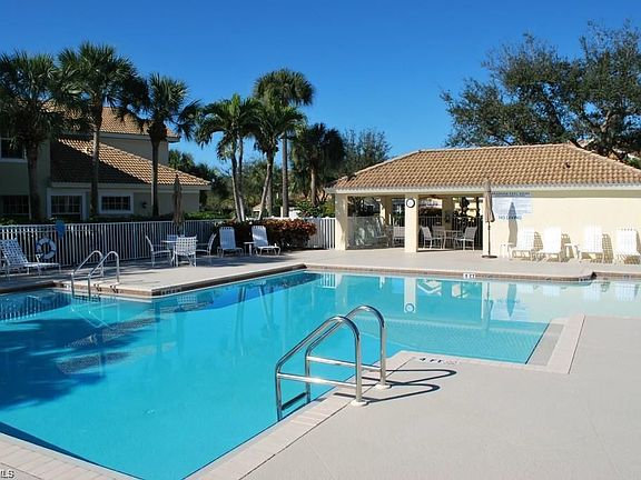 4th image of 1585 Winding Oaks Way APT 203