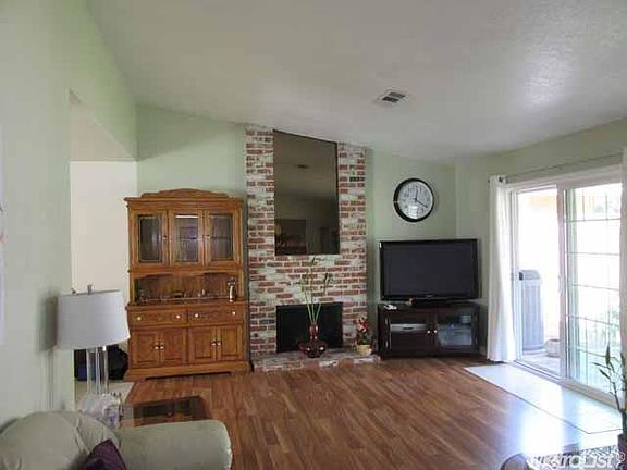 2nd image of 2417 Golden Bear Cir