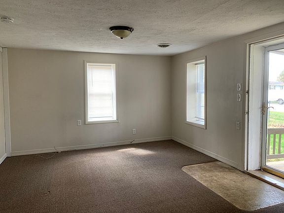 4th image of 1625 Oakland Ave